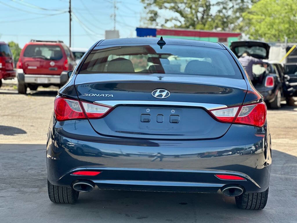 Used 2012 Hyundai Sonata SE FWD image 6