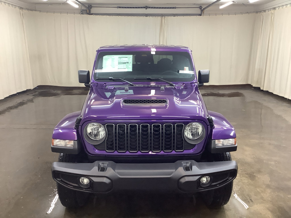 New 2026 Jeep Gladiator Sport AWD/4WD image 3