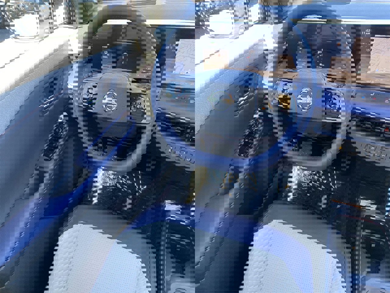 New 2026 Nissan Leaf Platinum+ w/ Cargo Package (Platinum+) image 16