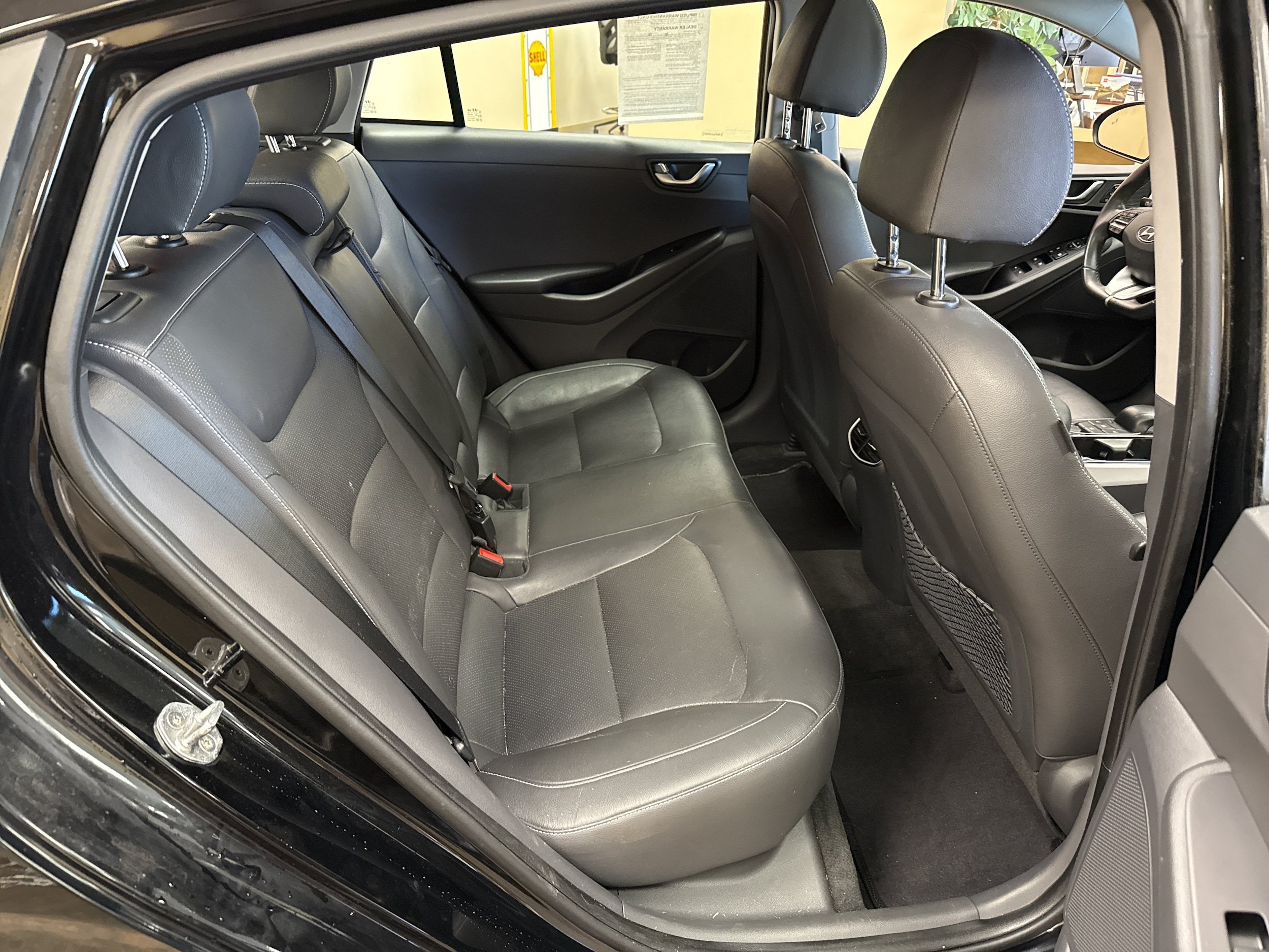 Used 2019 Hyundai Ioniq Limited FWD image 15