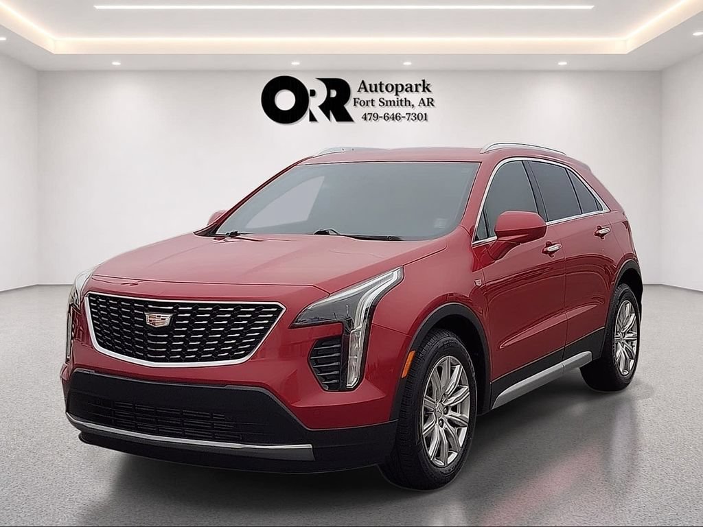 Used 2019 Cadillac XT4 Premium Luxury FWD image 2