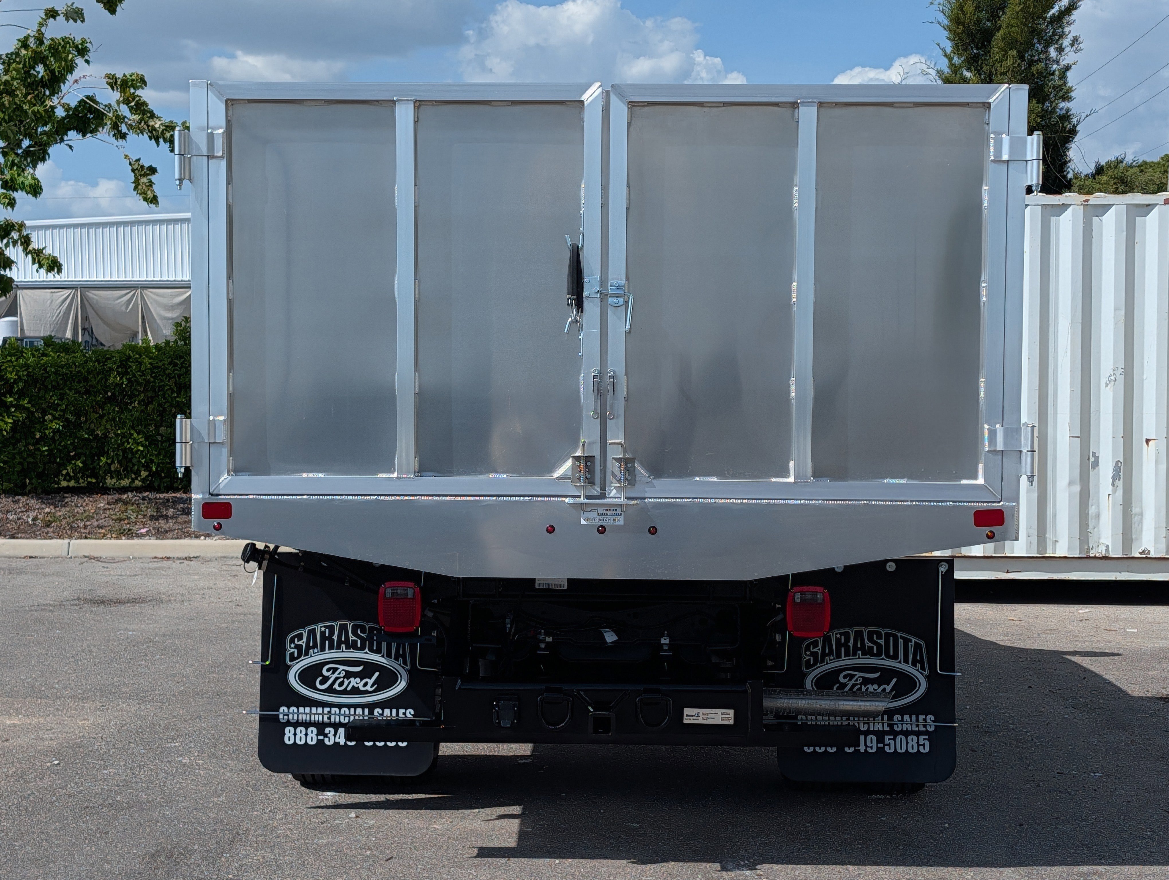 New 2026 Ford F350 XL w/ XL Chrome Package RWD image 6