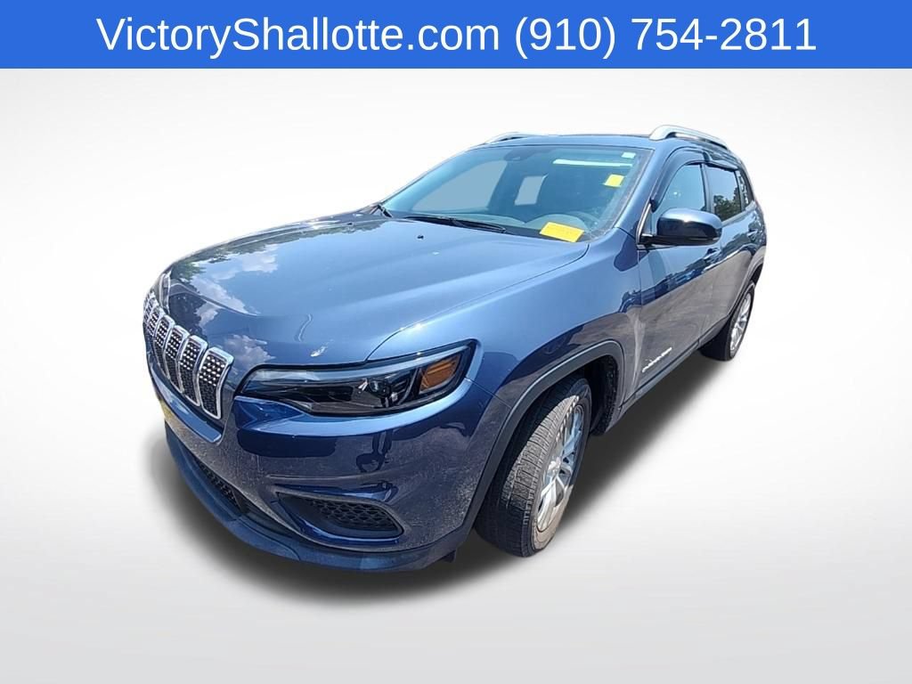 Used 2021 Jeep Cherokee Latitude FWD image 3