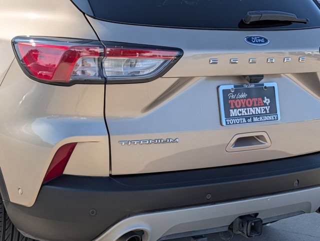 Used 2020 Ford Escape Titanium AWD/4WD image 8