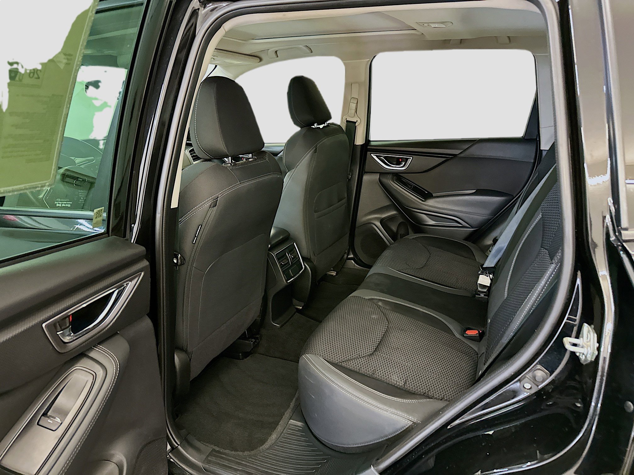 Used 2023 Subaru Forester Premium AWD/4WD image 29