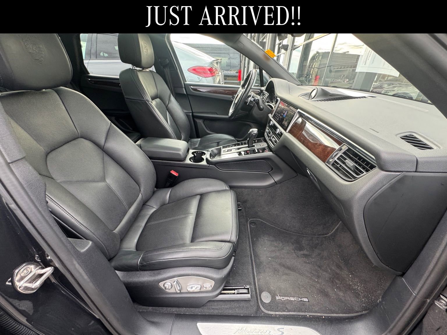 Used 2023 Porsche Macan S image 9