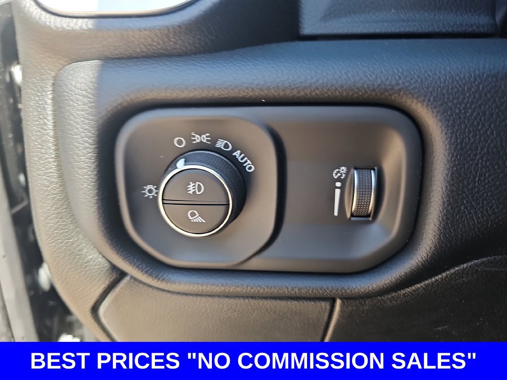 New 2026 RAM 2500 Big Horn AWD/4WD image 26