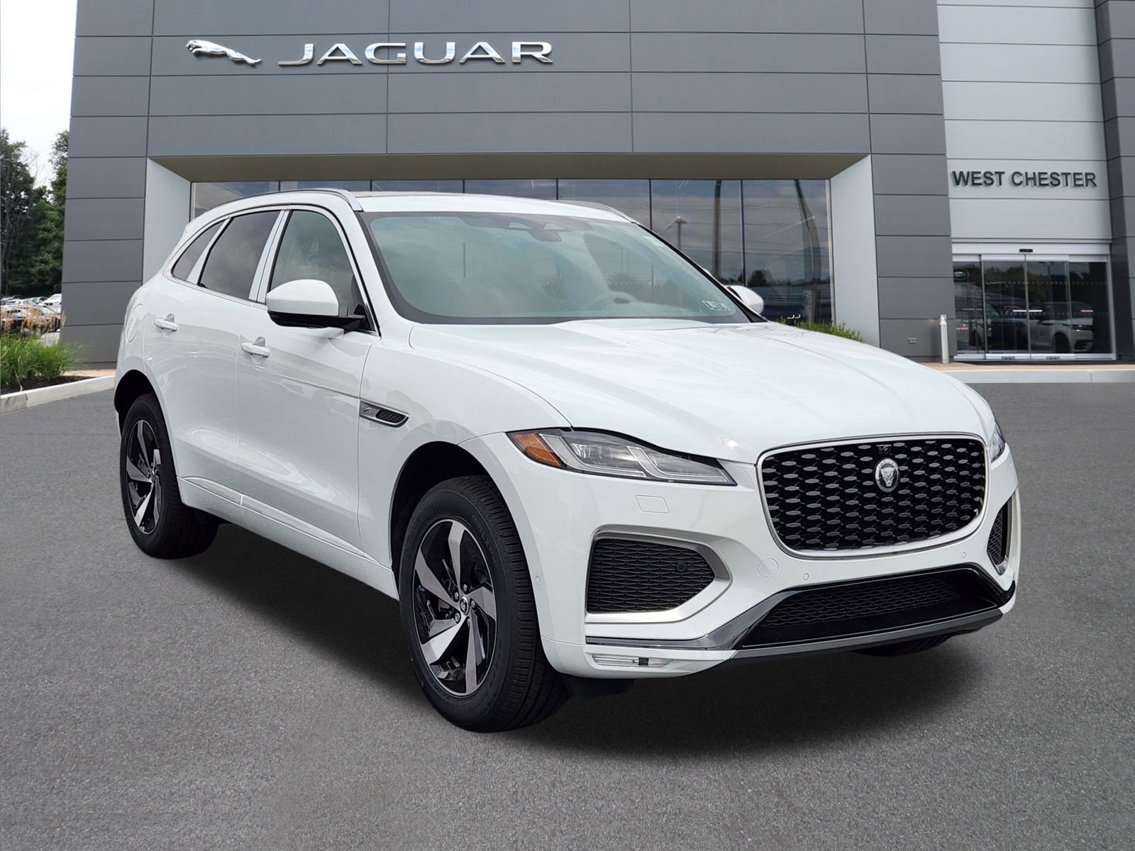 New 2026 Jaguar F-PACE R-Dynamic S image 2