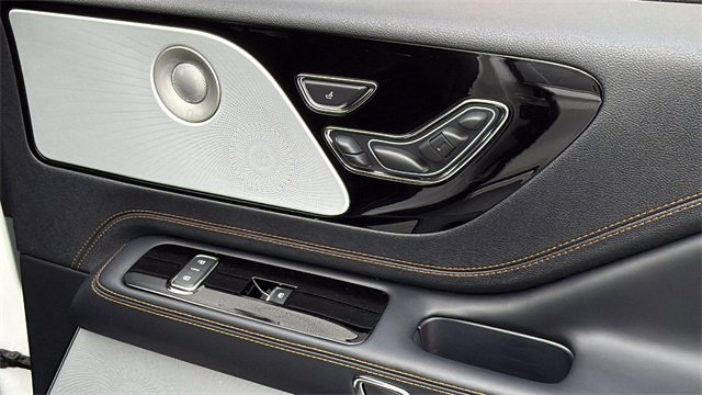 New 2025 Lincoln Aviator Black Label w/ Black Label Special Edition image 8