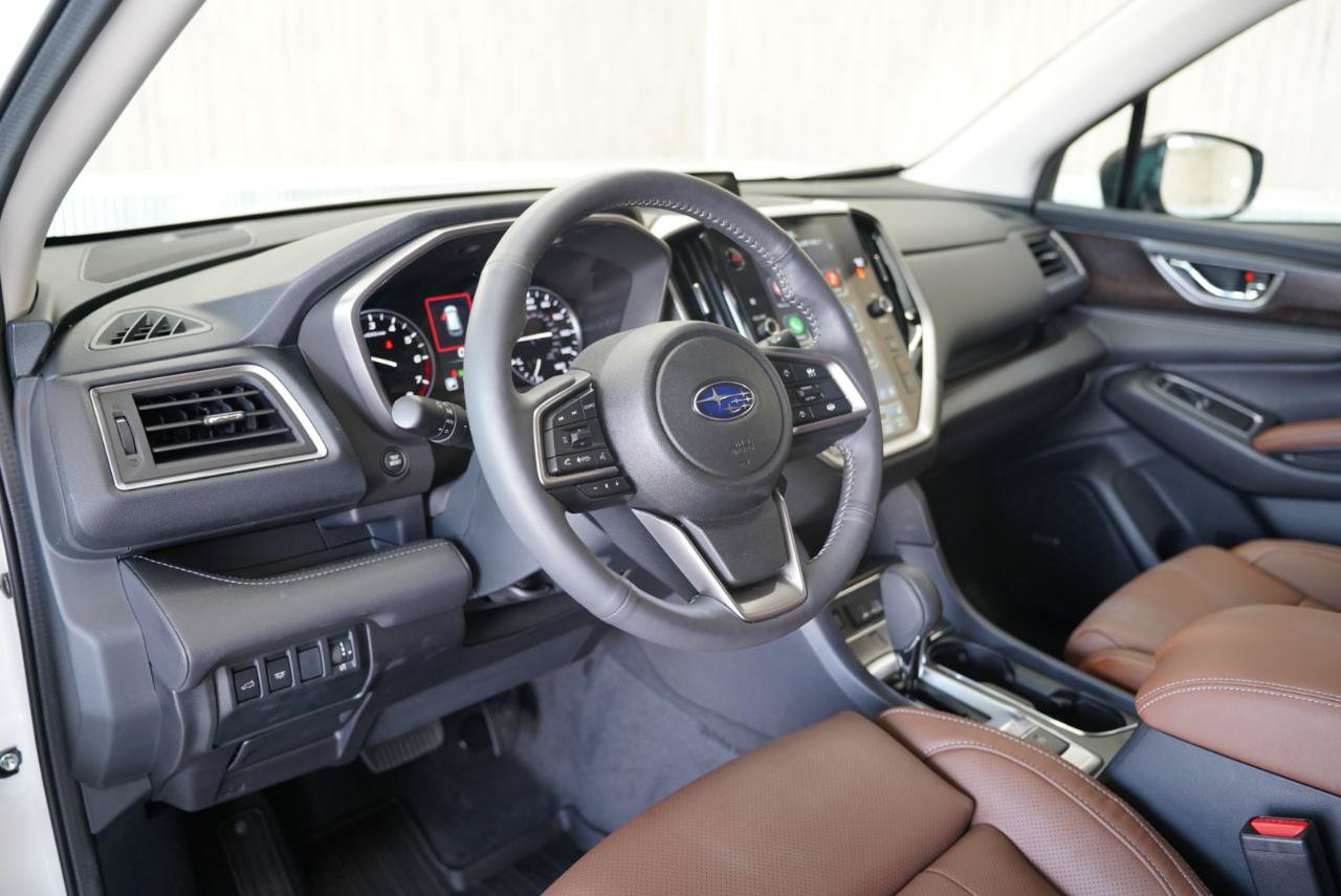 Used 2026 Subaru Ascent Touring AWD/4WD image 11