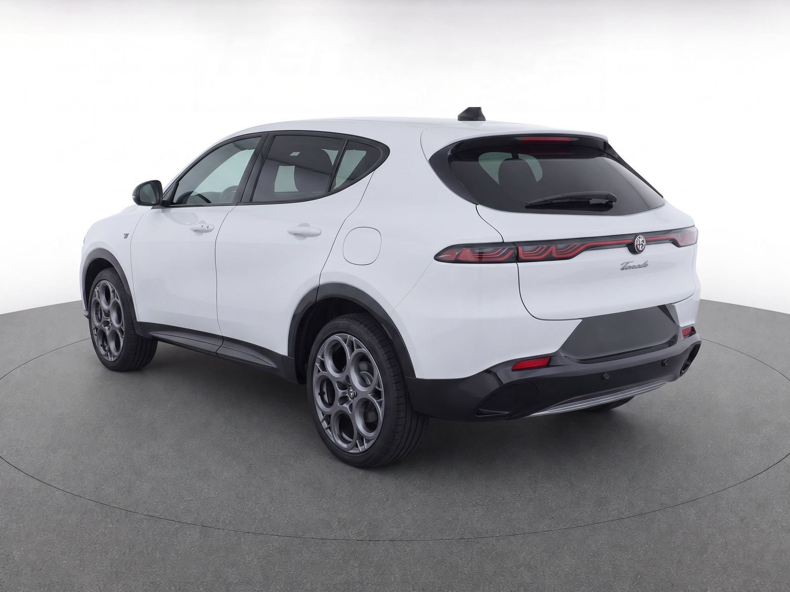 Used 2024 Alfa Romeo Tonale Ti AWD/4WD image 7