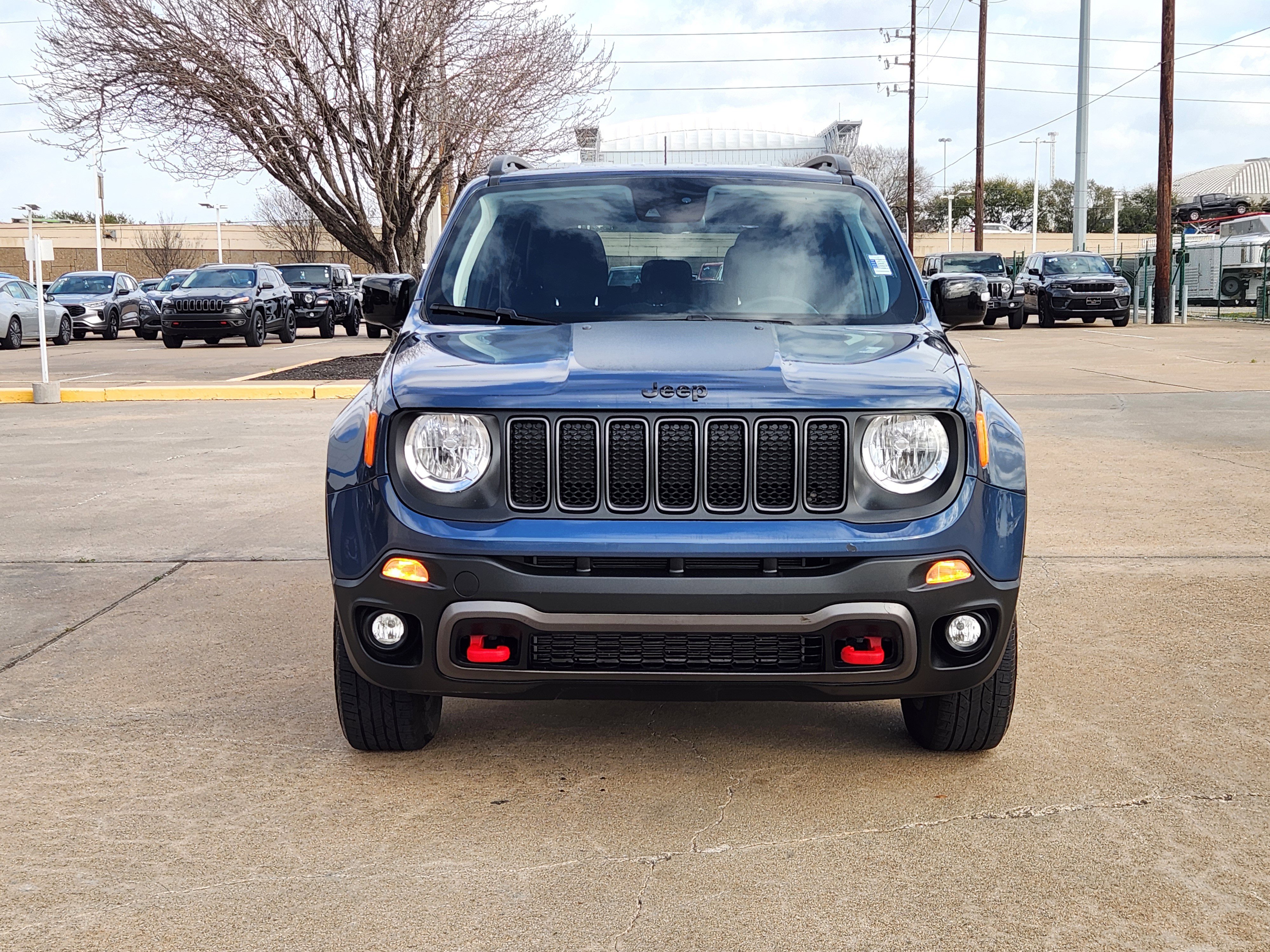 Used 2023 Jeep Renegade Trailhawk image 3