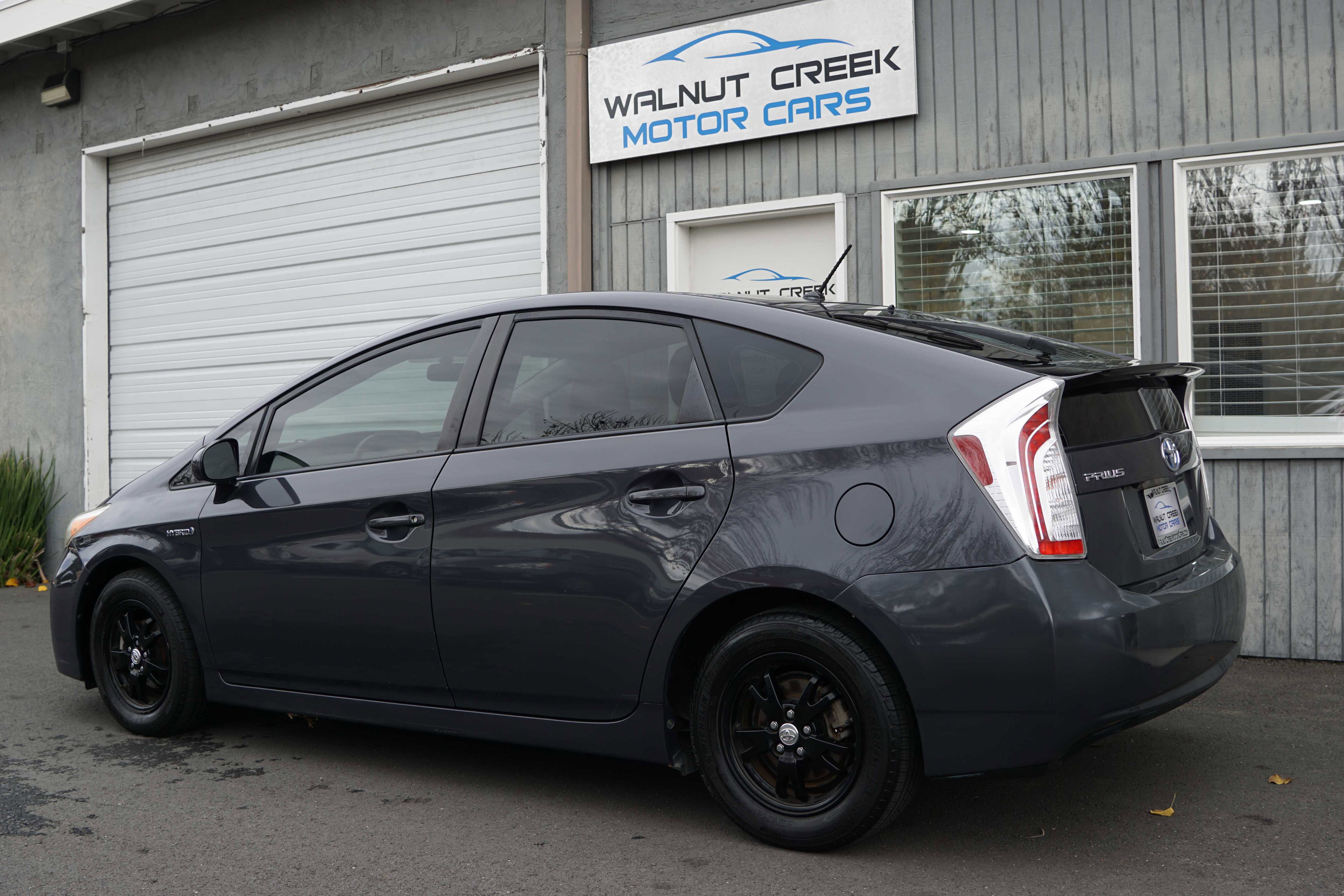 Used 2015 Toyota Prius Two image 18