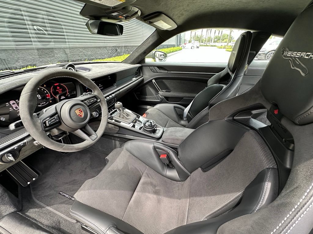 Certified 2026 Porsche 911 GT3 RWD image 4