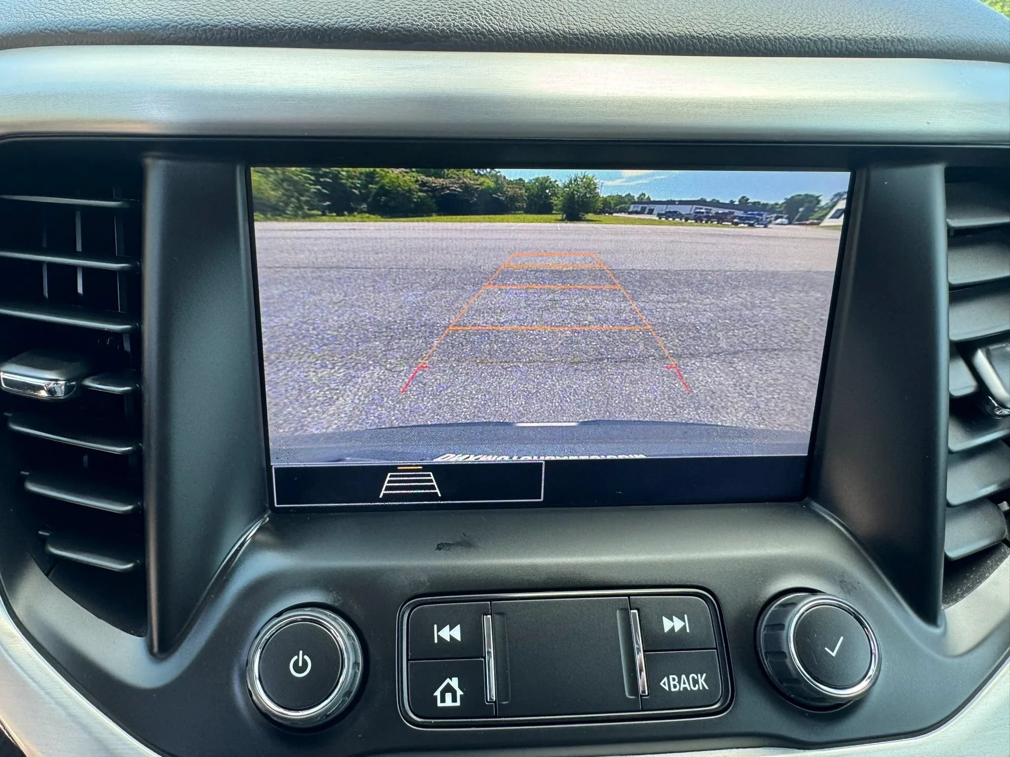 Used 2023 GMC Acadia SLE AWD/4WD image 28