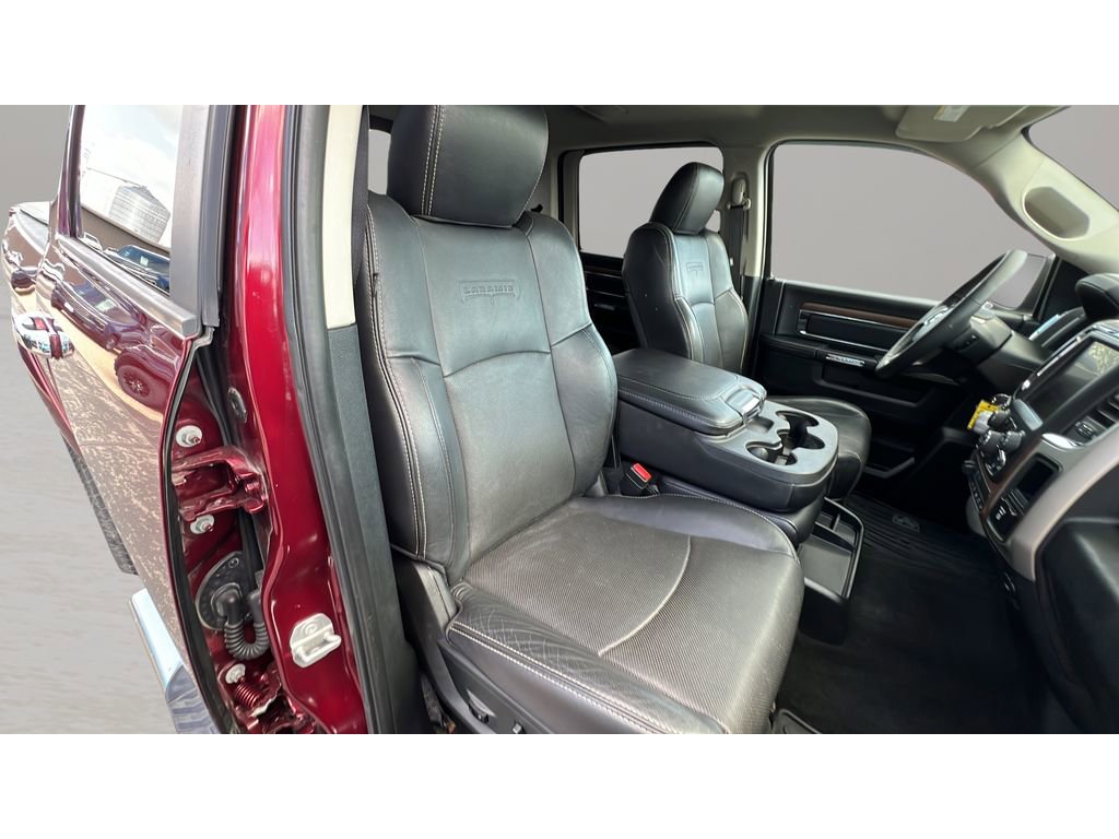 Used 2016 RAM 1500 Laramie w/ Protection Group AWD/4WD image 32