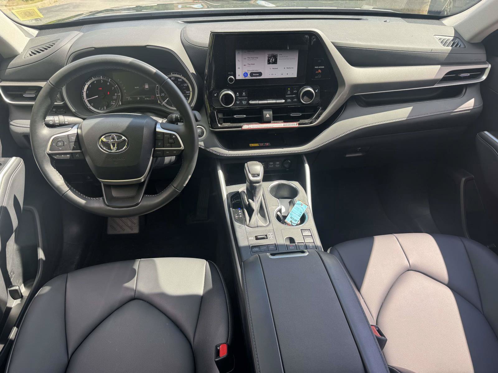 Certified 2025 Toyota Highlander XLE AWD/4WD image 13