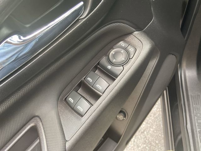 Used 2022 Chevrolet Equinox RS image 27