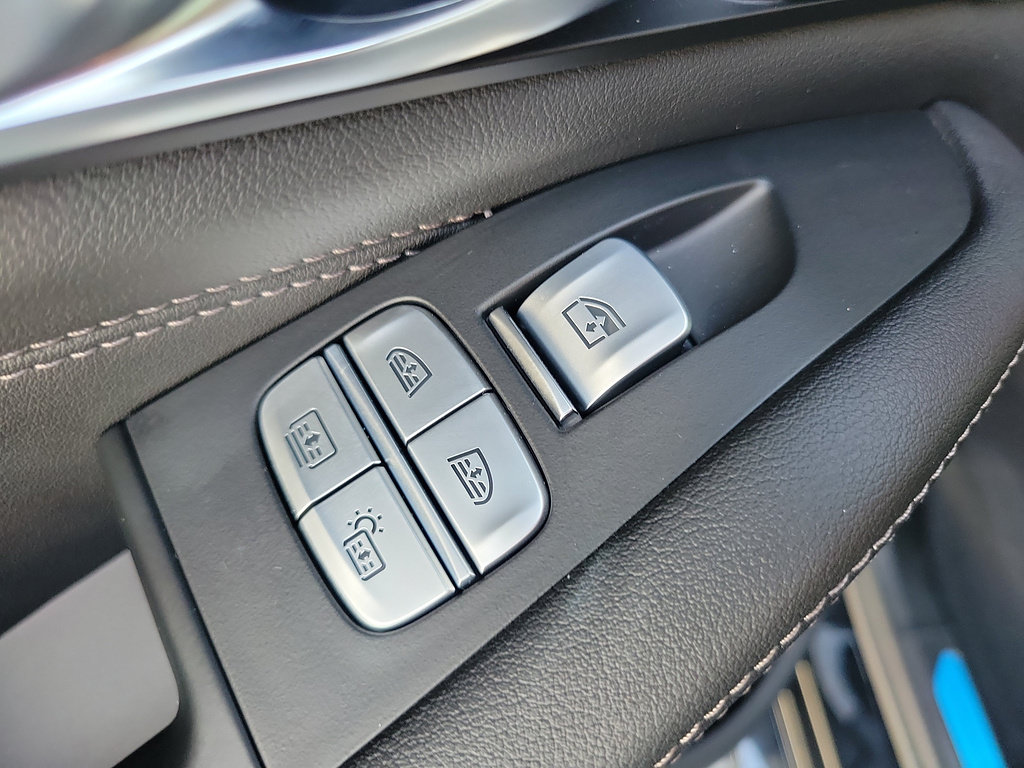 Used 2026 BMW X7 xDrive40i AWD/4WD image 18