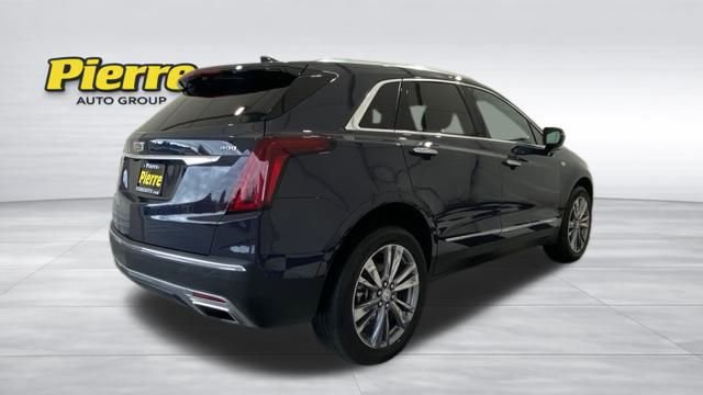 Used 2025 Cadillac XT5 Premium Luxury image 5