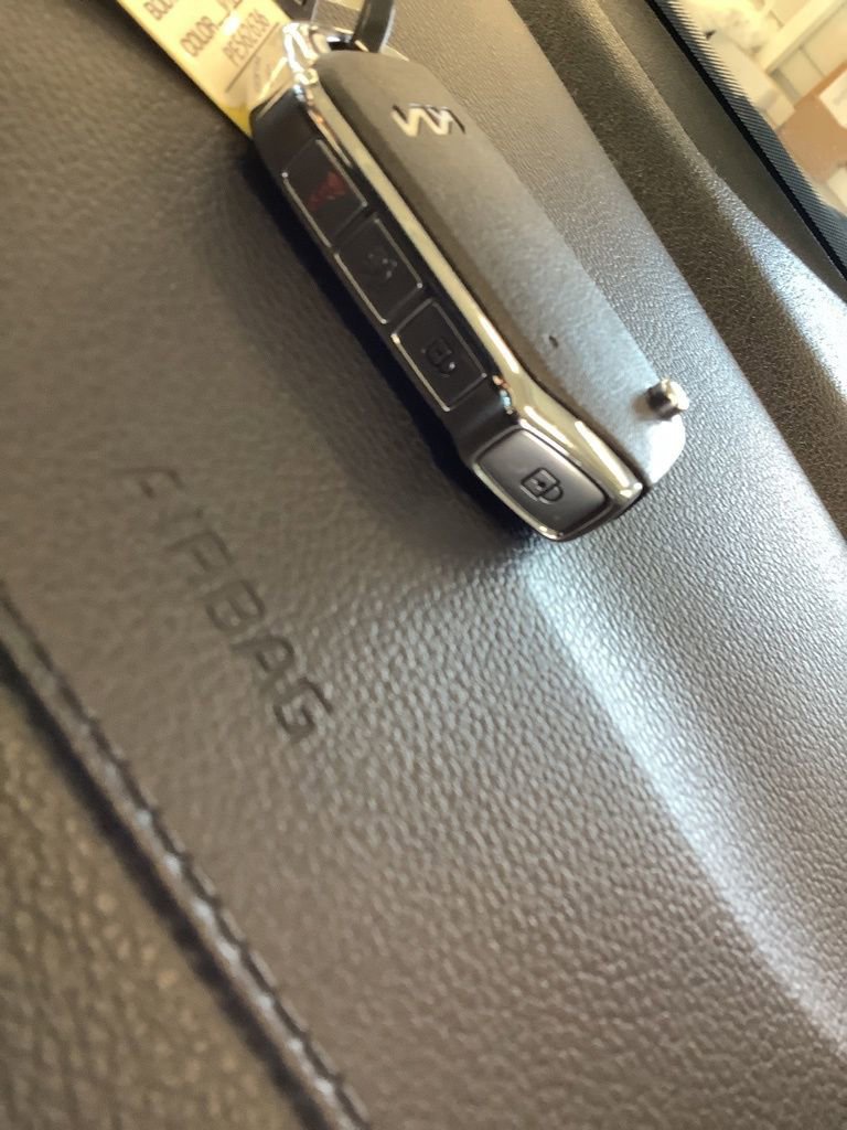 Certified 2023 Kia Forte LXS image 18