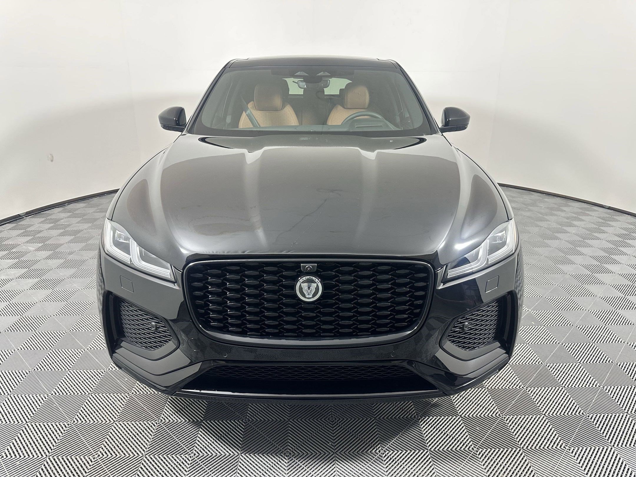 Used 2026 Jaguar F-PACE R-Dynamic S AWD/4WD image 5