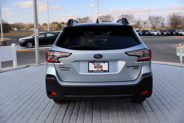 Certified 2023 Subaru Outback Onyx Edition XT image 4