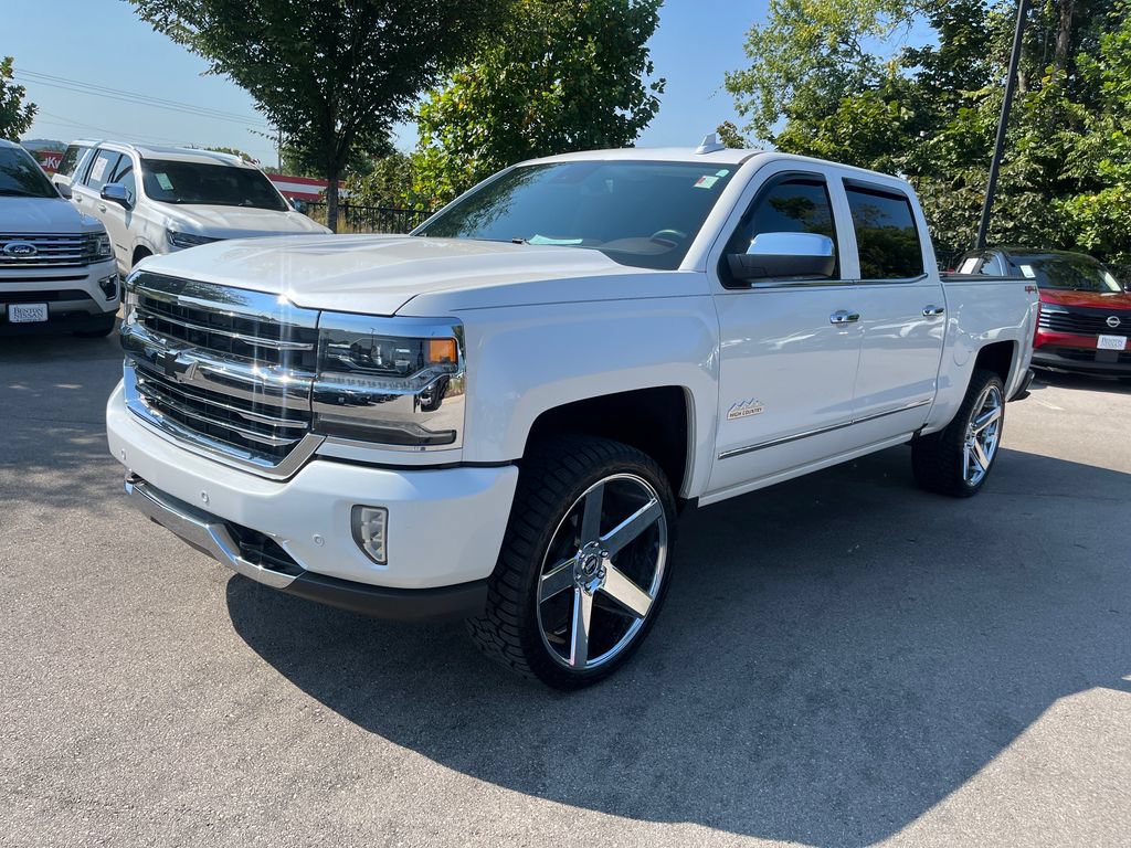 Used 2017 Chevrolet Silverado 1500 High Country AWD/4WD image 5