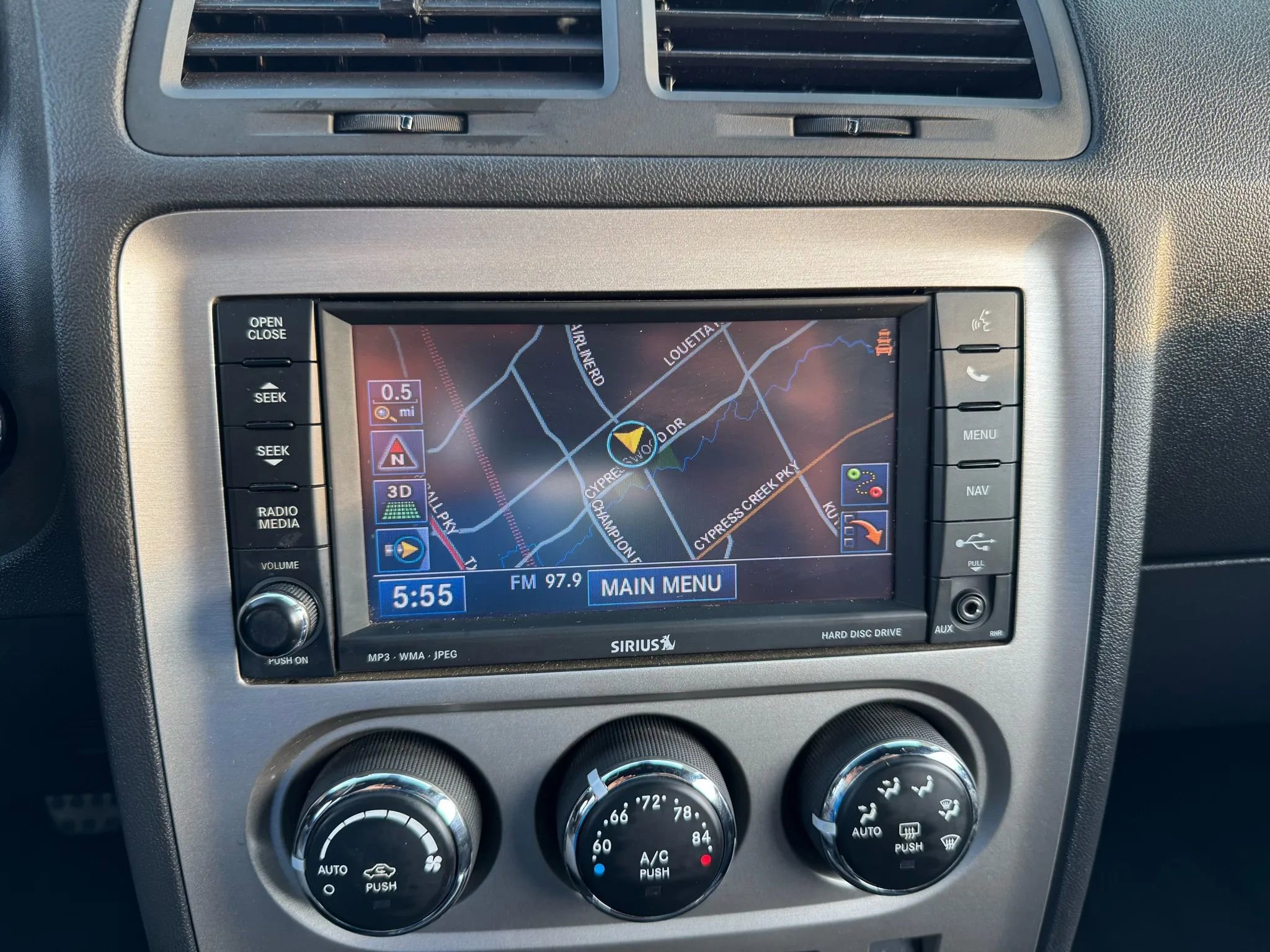 Used 2014 Dodge Challenger SRT8 w/ Harman/Kardon Audio Group image 40