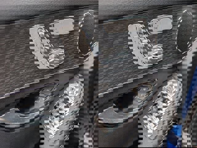 Used 2022 Mercedes-Benz GLC 300 4MATIC image 17