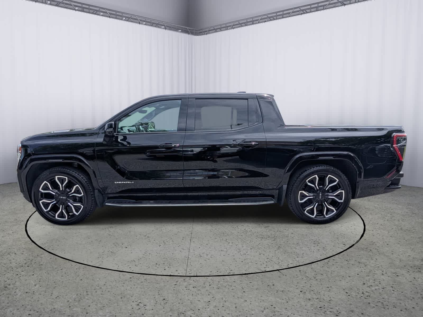 Certified 2025 GMC Sierra EV Denali AWD/4WD image 5