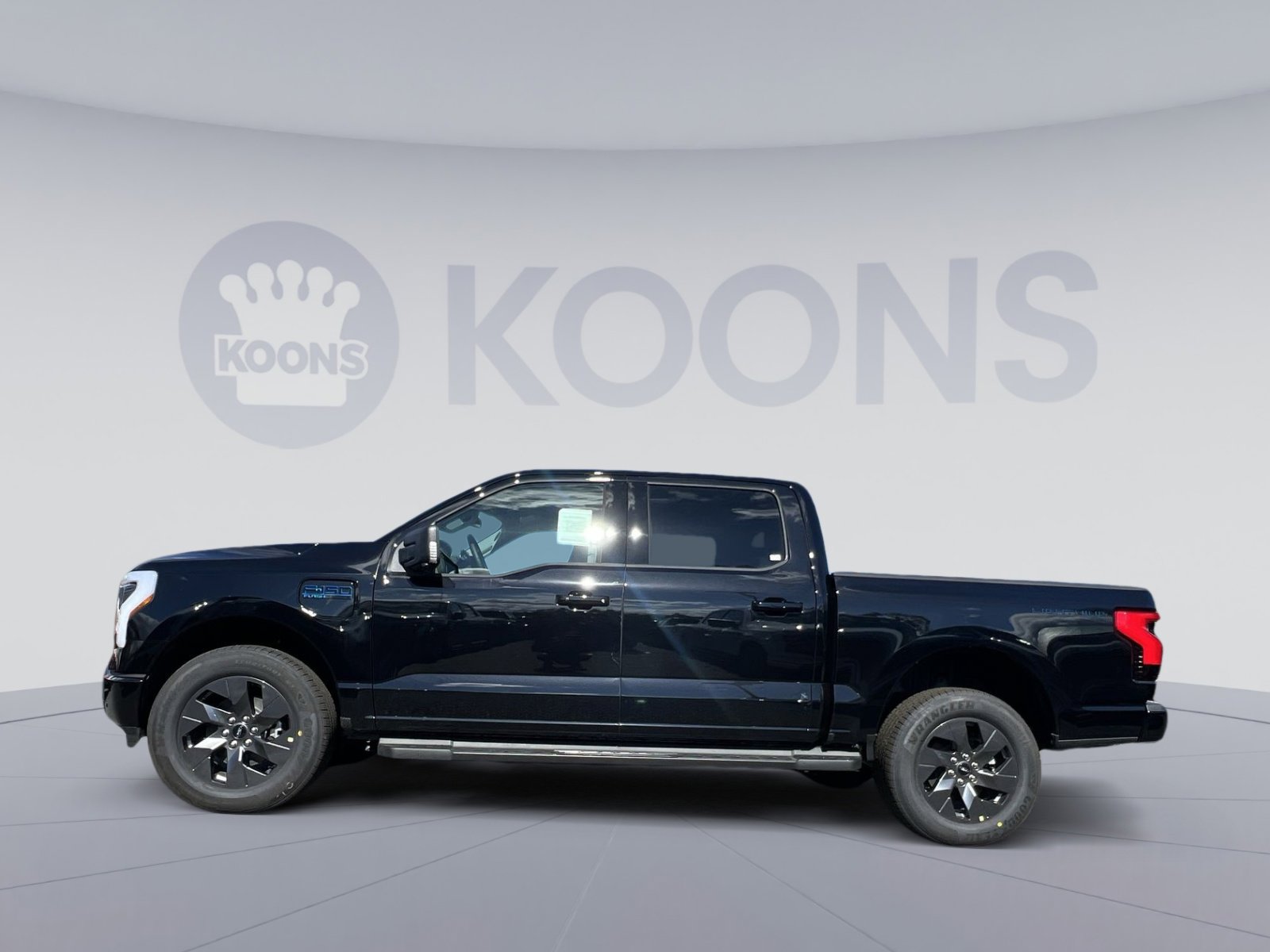 New 2025 Ford F150 Lightning Flash image 2