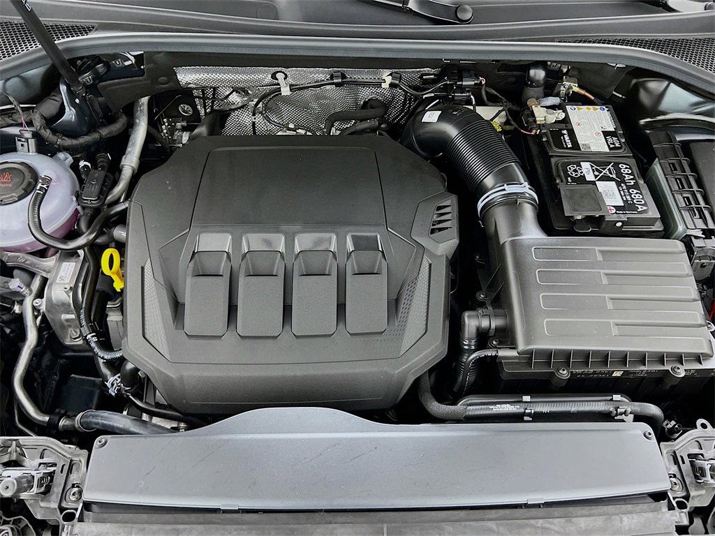 New 2025 Audi Q3 2.0T Premium image 30