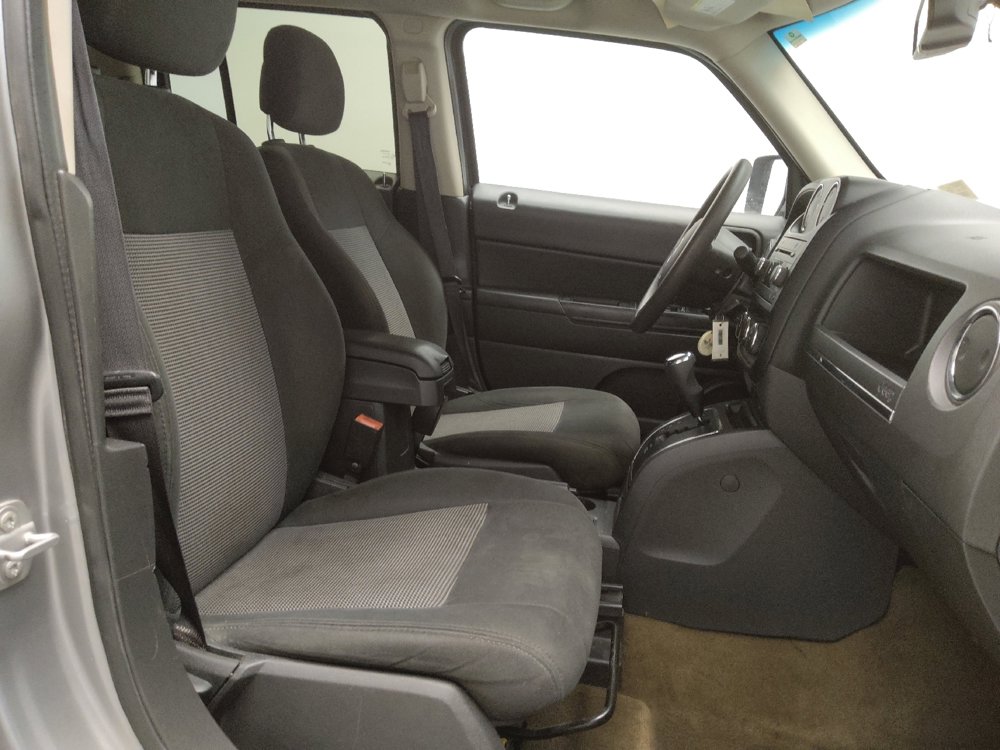 Used 2017 Jeep Patriot Sport w/ Power Value Group image 21