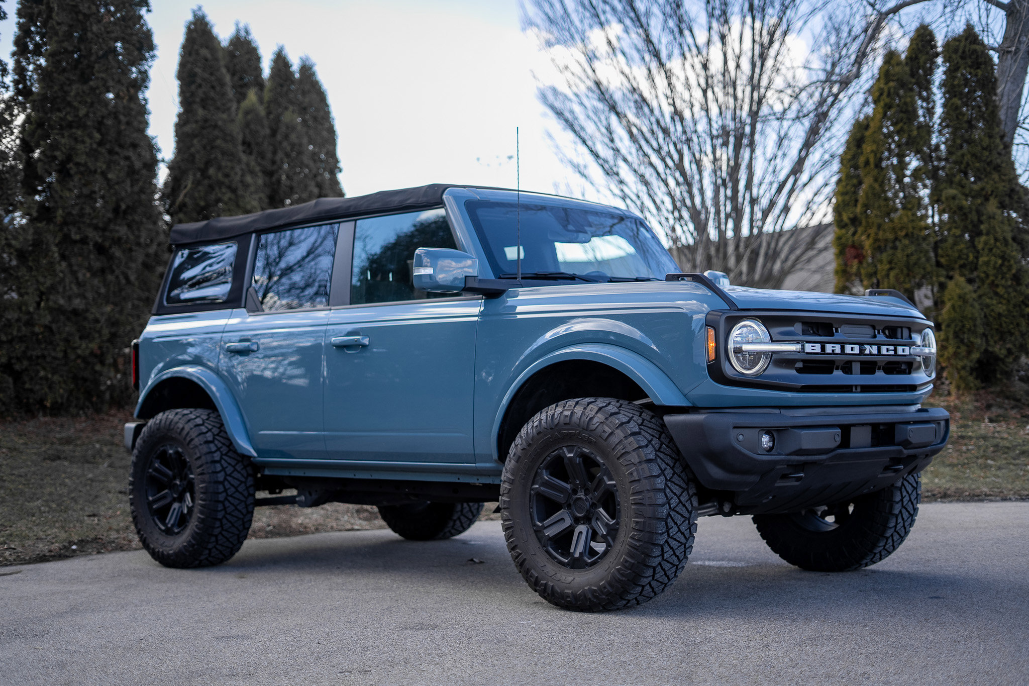 Used 2022 Ford Bronco Outer Banks image 3