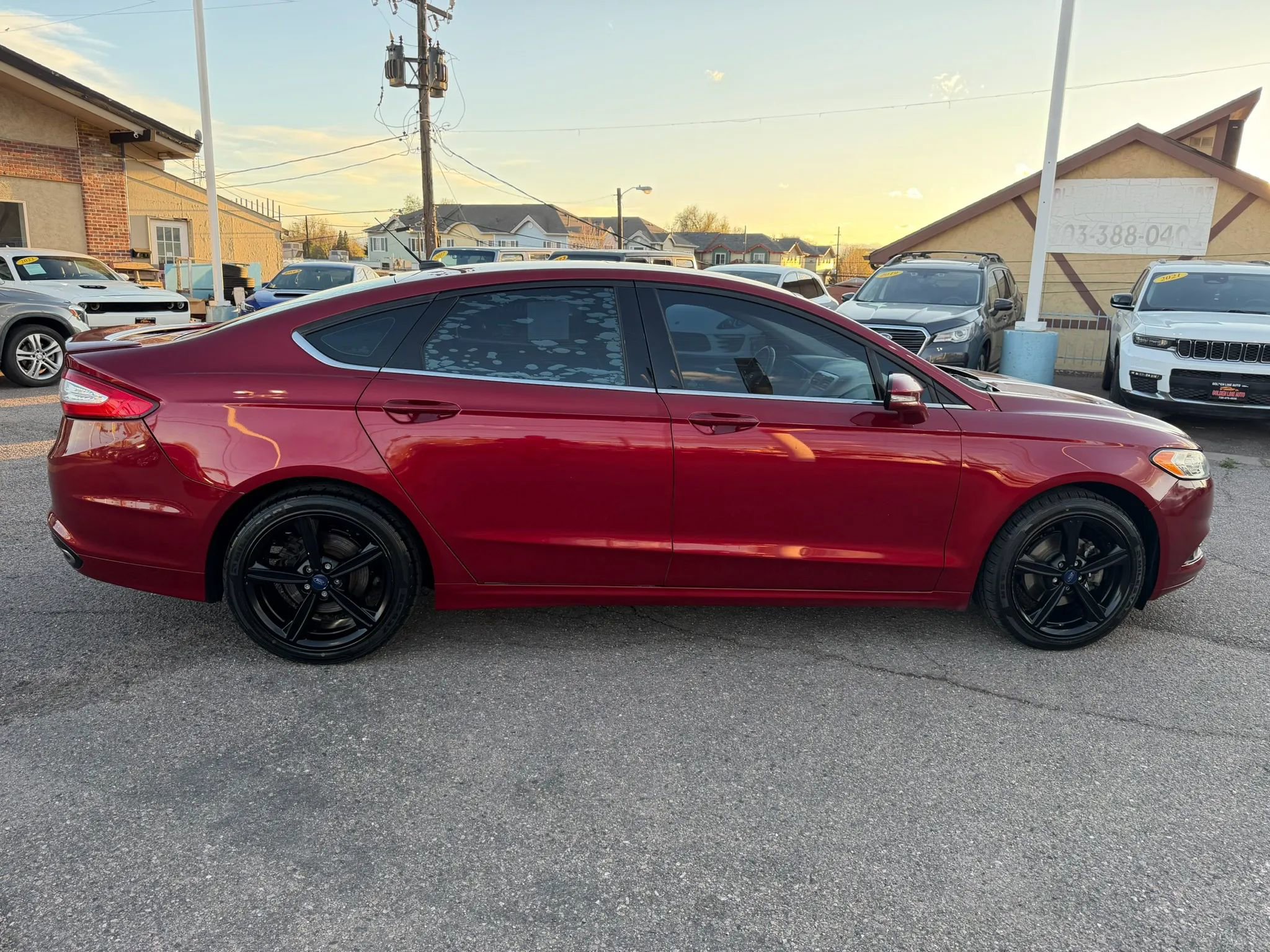 Used 2016 Ford Fusion SE image 9