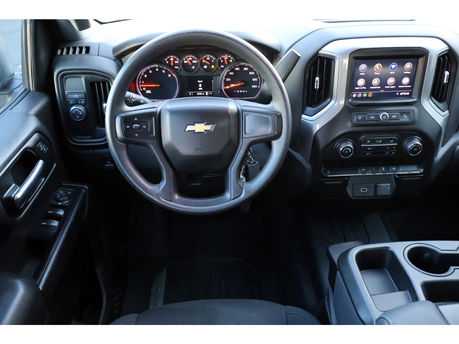 Used 2020 Chevrolet Silverado 1500 Custom w/ Custom Value Package RWD image 4