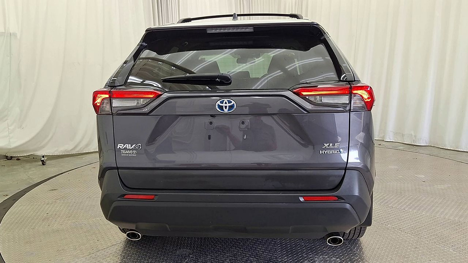 Certified 2019 Toyota RAV4 XLE w/ Convenience Package image 2
