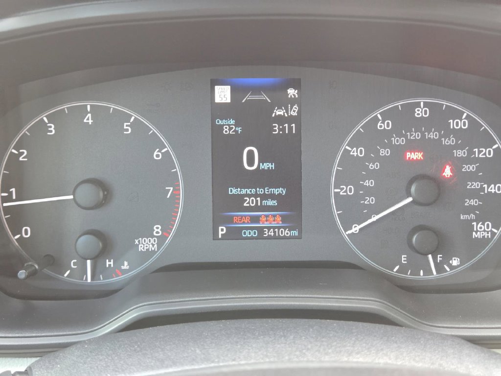 Used 2025 Toyota Corolla LE w/ Convenience Package FWD image 23