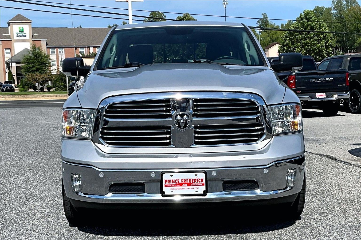 Used 2019 RAM 1500 Lone Star RWD image 2