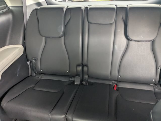Certified 2024 Kia Carnival EX FWD image 14