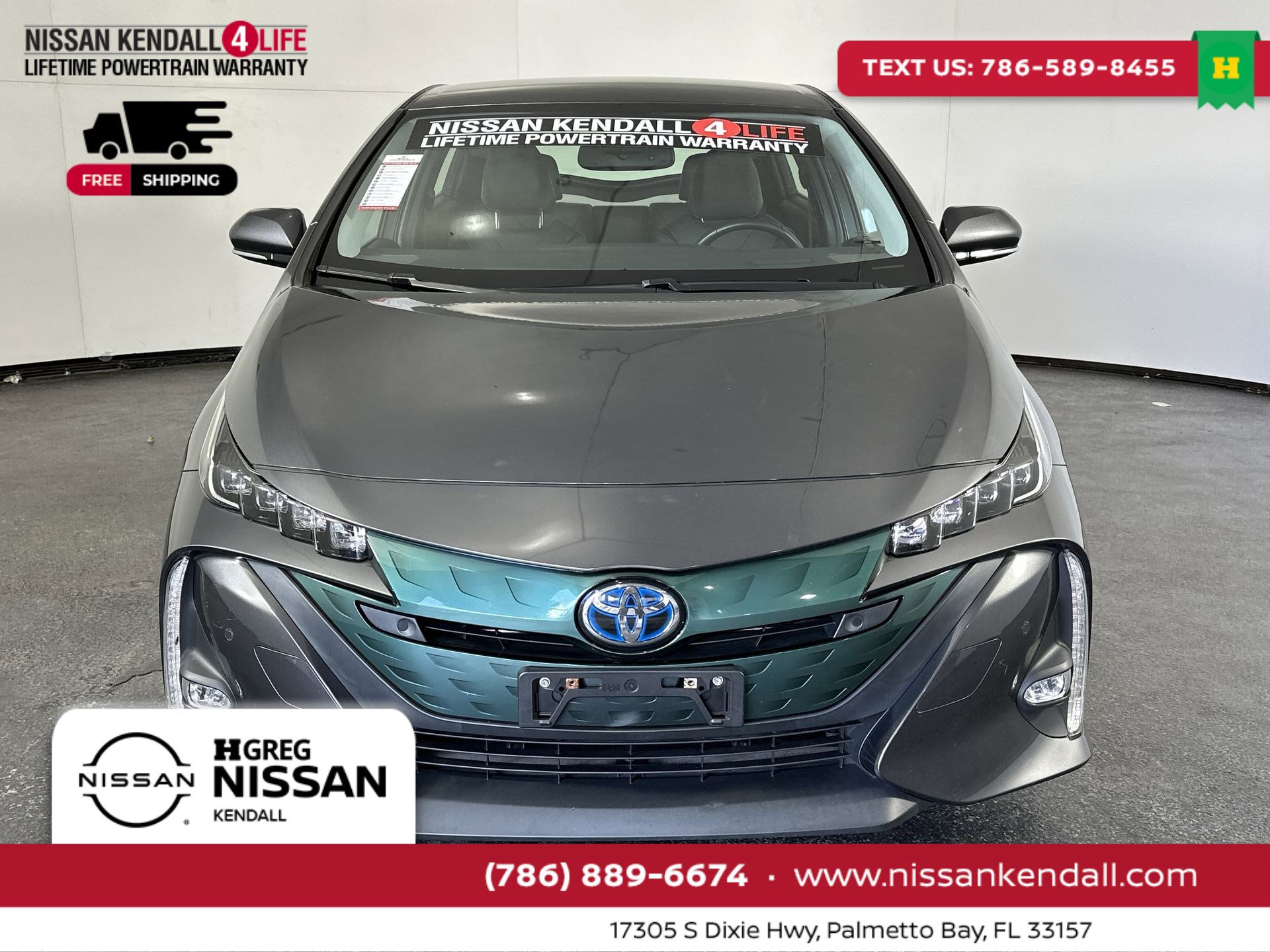 Used 2017 Toyota Prius Prime Advanced image 4