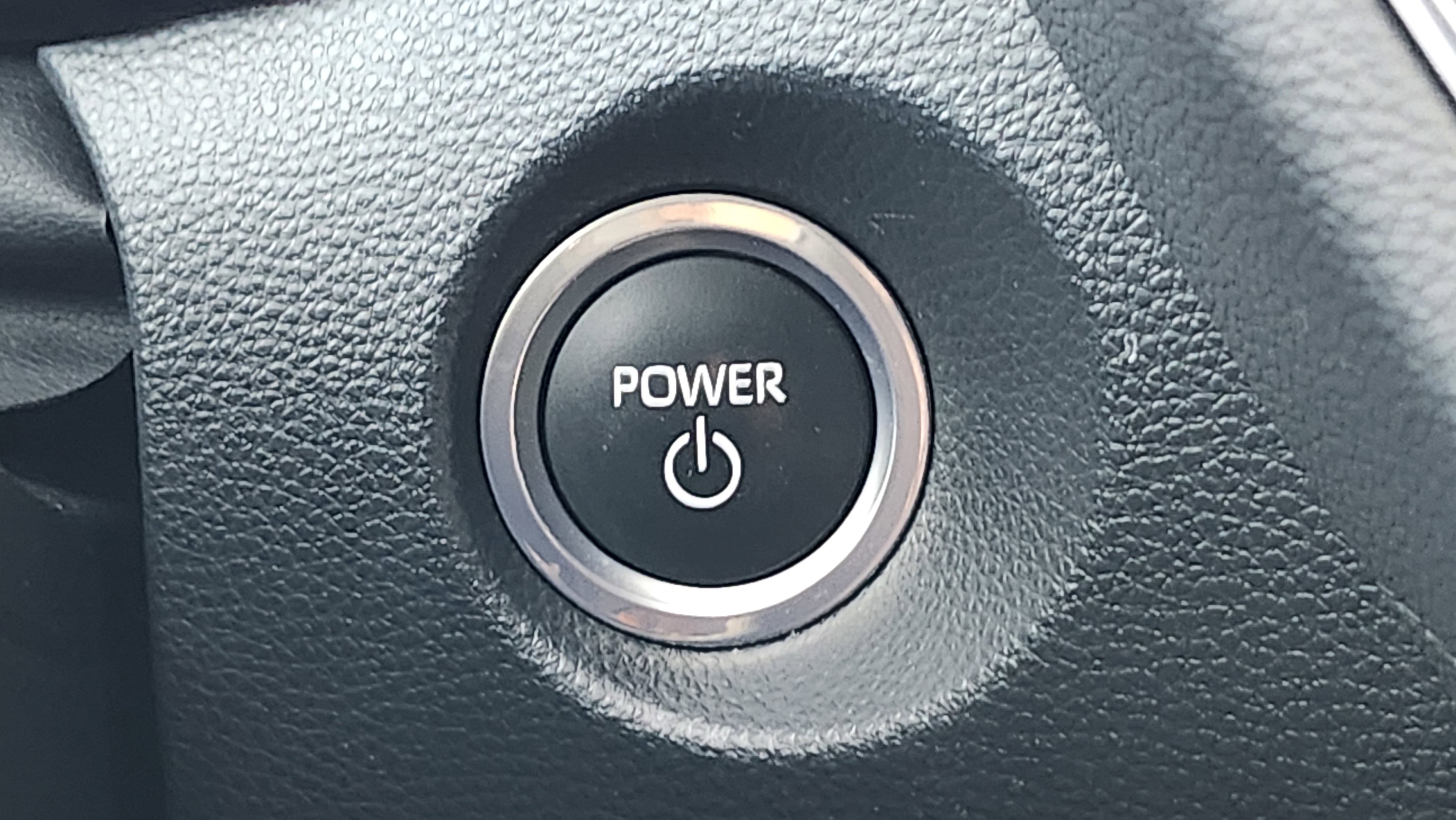 Used 2023 Toyota Corolla Cross SE image 25