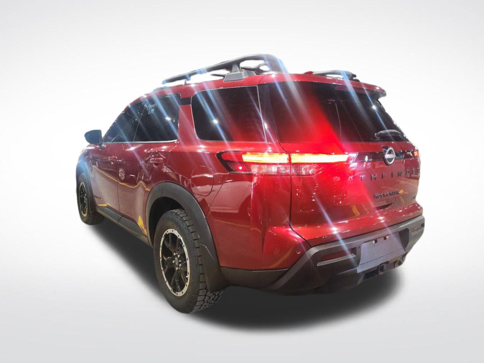 Used 2024 Nissan Pathfinder Rock Creek AWD/4WD image 4