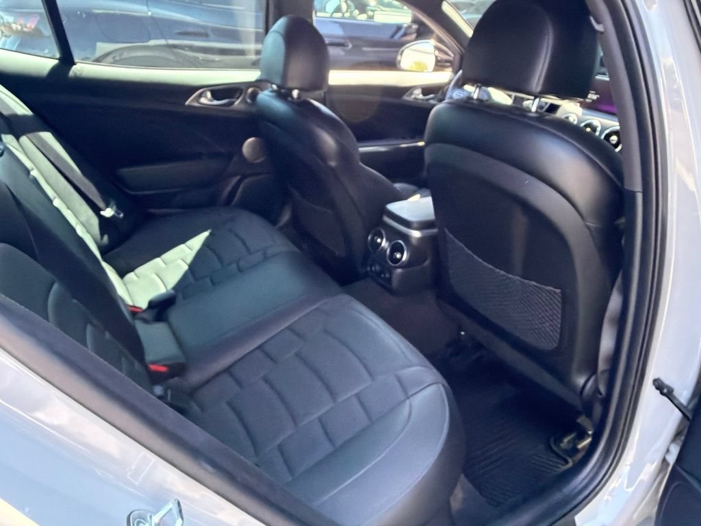 Used 2023 Kia Stinger GT2 AWD/4WD image 12