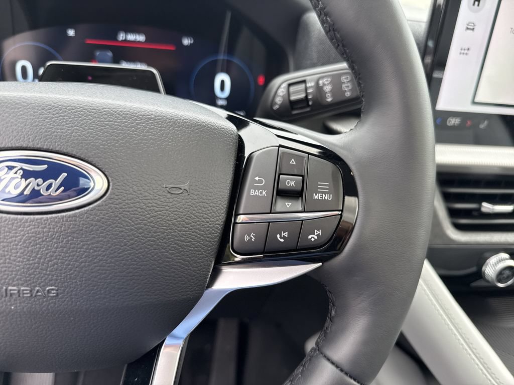New 2026 Ford Explorer Platinum w/ LUX Leather Package AWD/4WD image 27