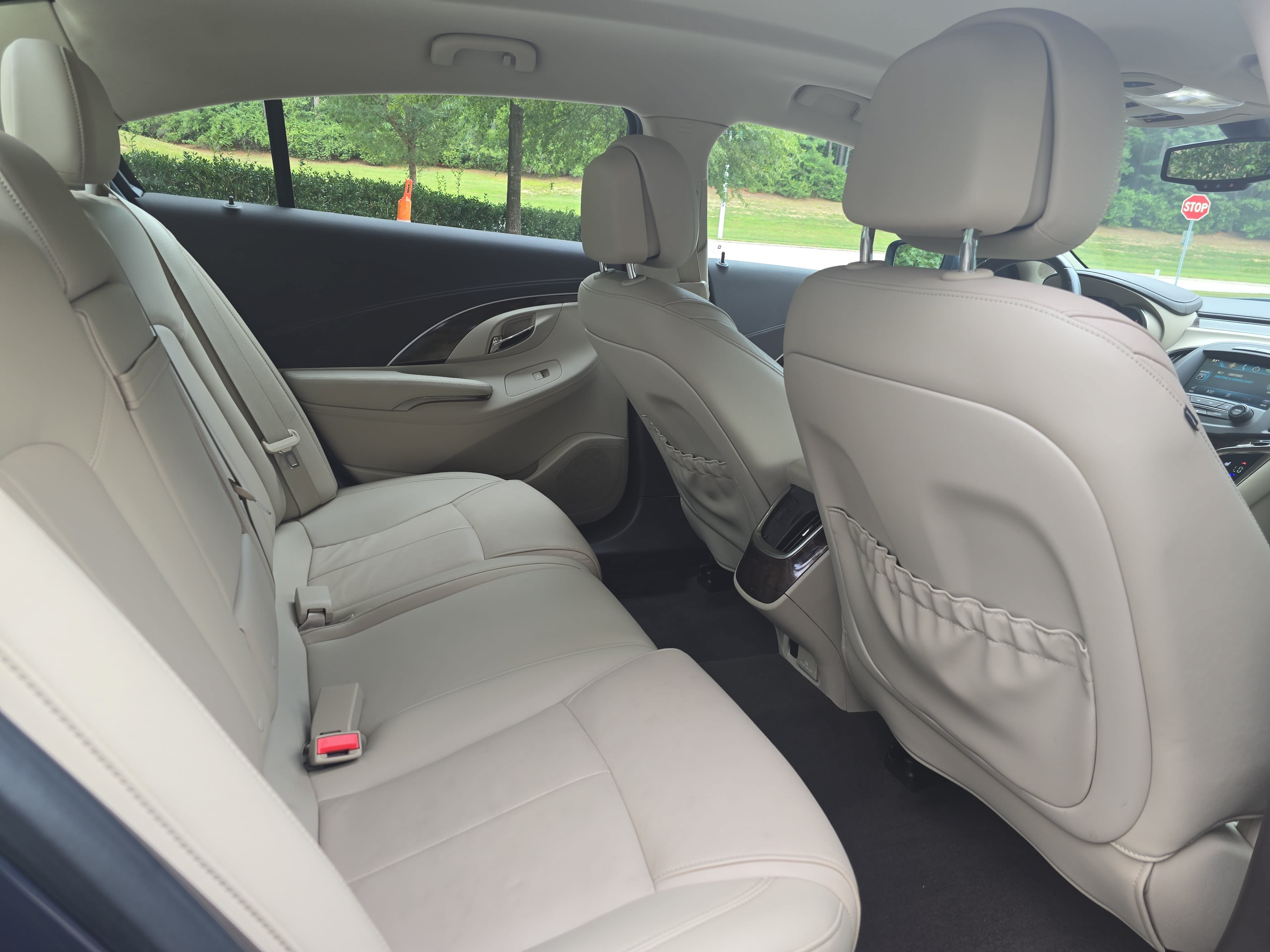 Used 2014 Buick LaCrosse Leather FWD image 11