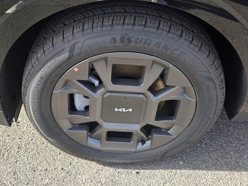 New 2026 Kia Carnival SX FWD image 5
