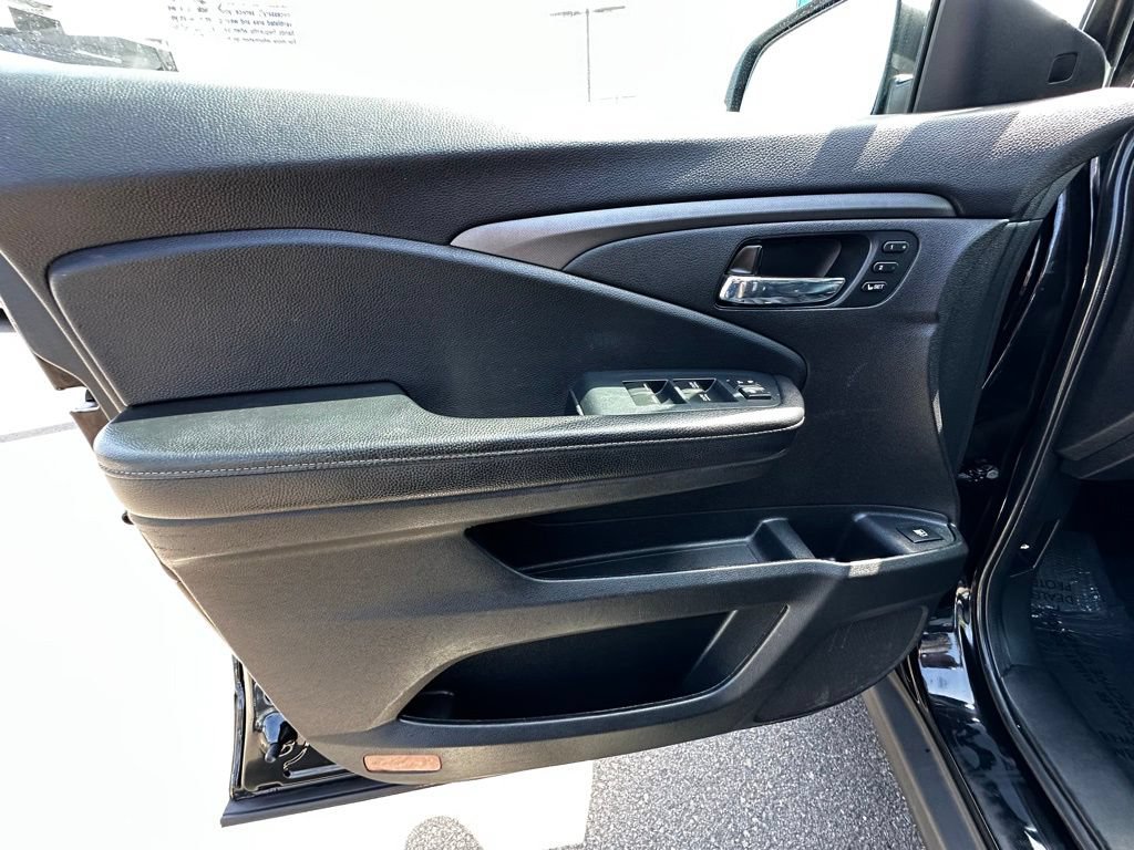 Used 2023 Honda Ridgeline RTL image 25
