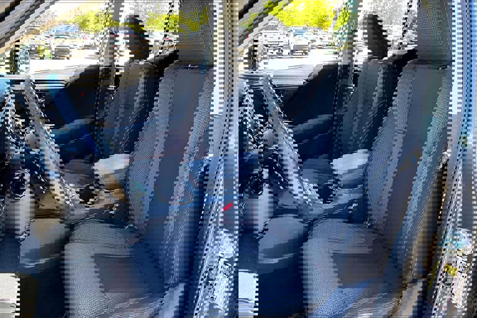 Used 2023 Subaru Outback Premium image 7